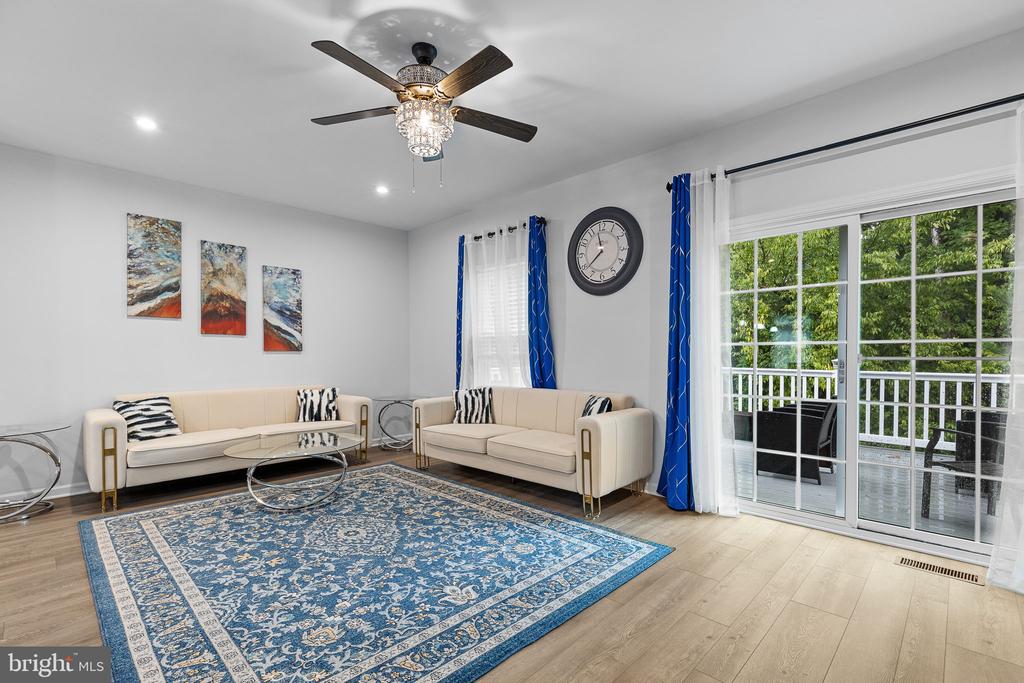 9802 CEDARMASS CIRCLE