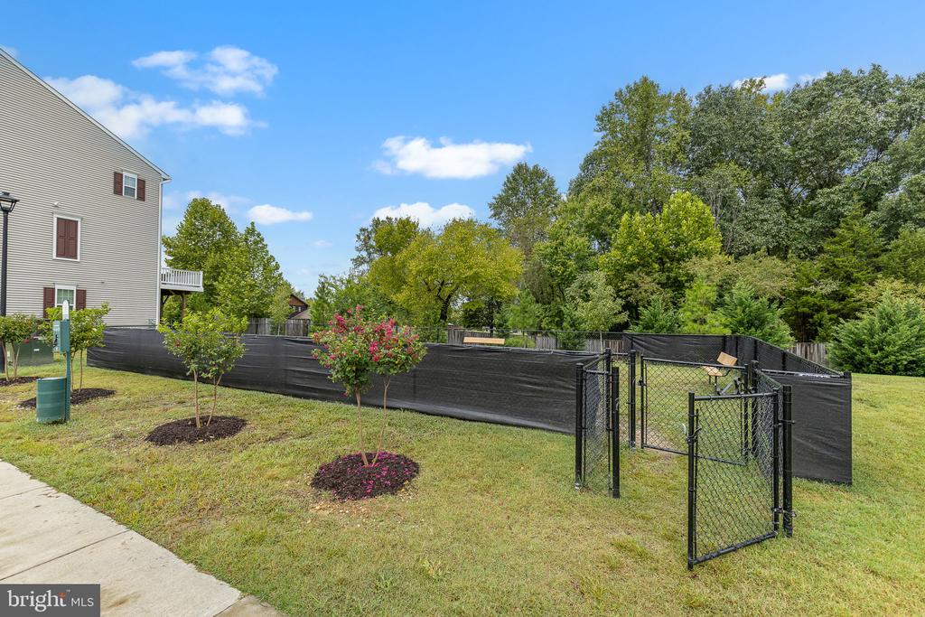 9802 CEDARMASS CIRCLE