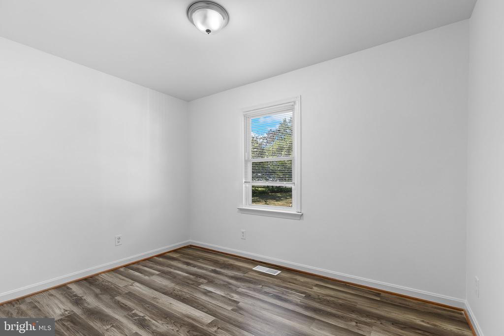 1106 DEWBERRY DRIVE