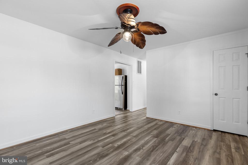 1106 DEWBERRY DRIVE