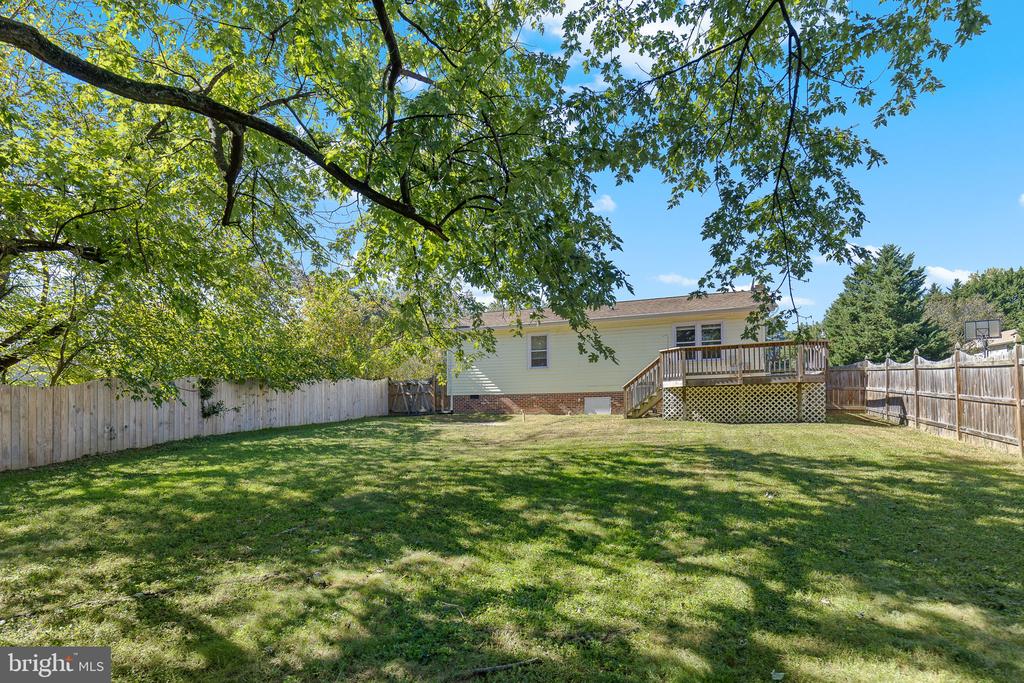 1106 DEWBERRY DRIVE