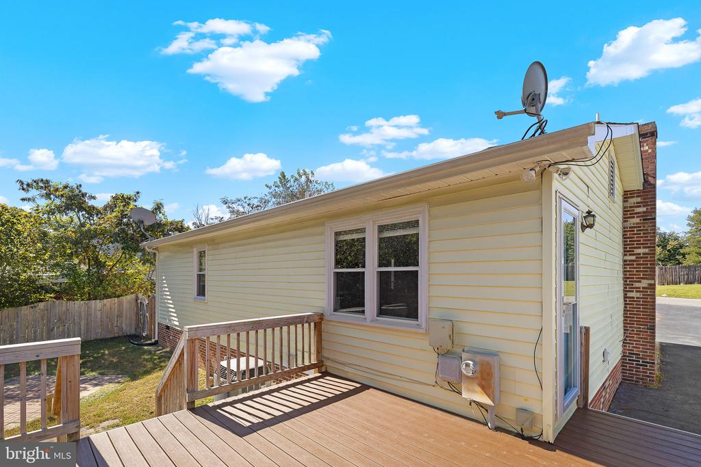 1106 DEWBERRY DRIVE