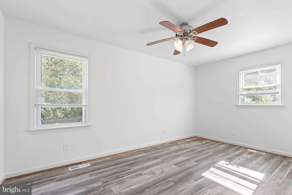 1106 DEWBERRY DRIVE