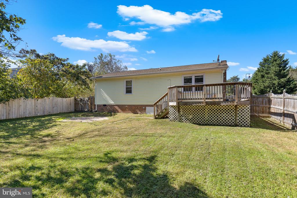 1106 DEWBERRY DRIVE