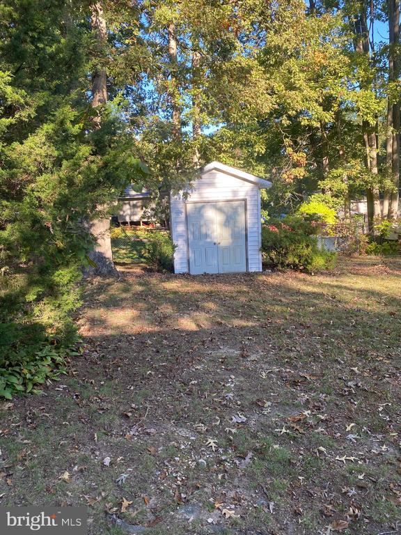 10913 Deer Dr
