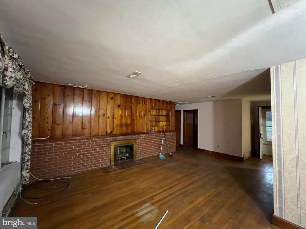 12103 ANDORA DRIVE