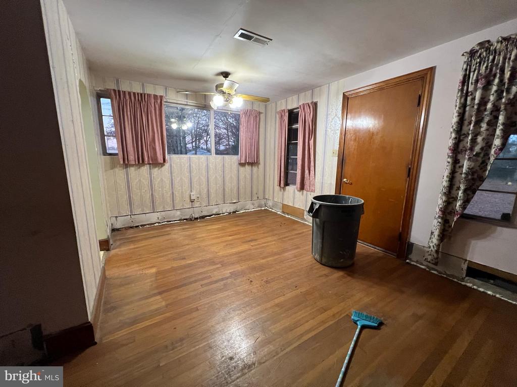 12103 ANDORA DRIVE