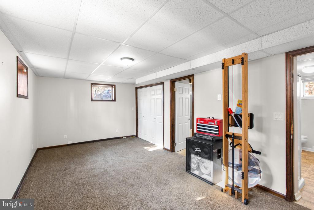 6217 Belmont Rd