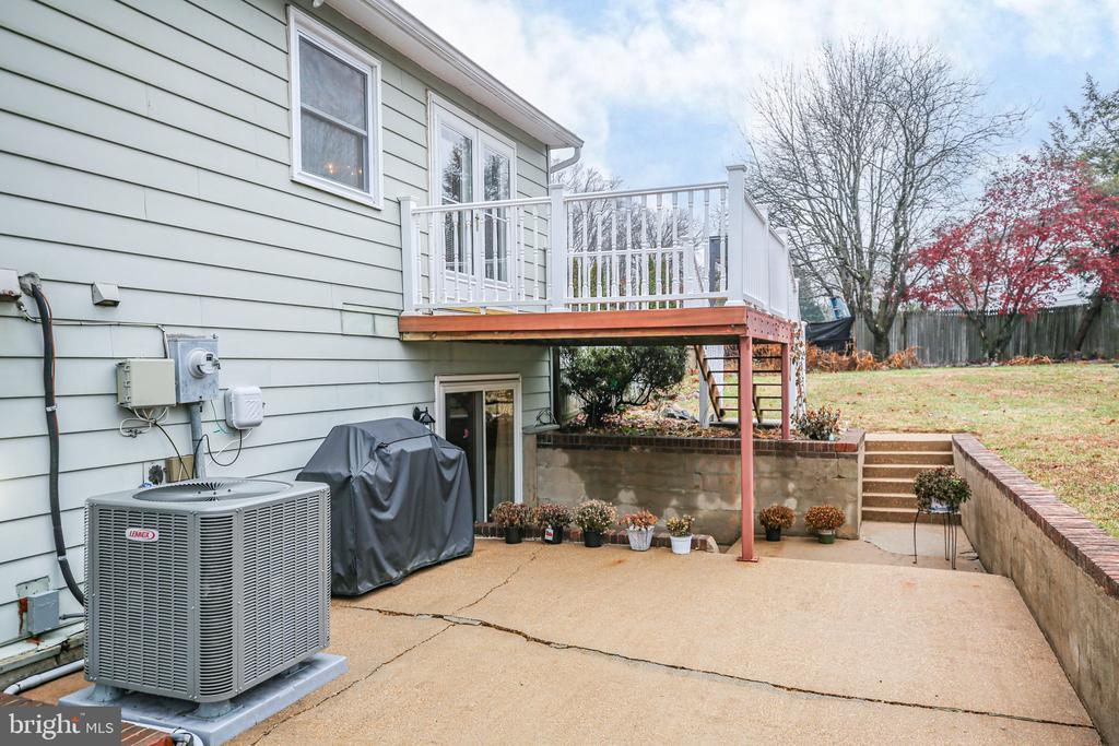 6701 SUTTLES COURT