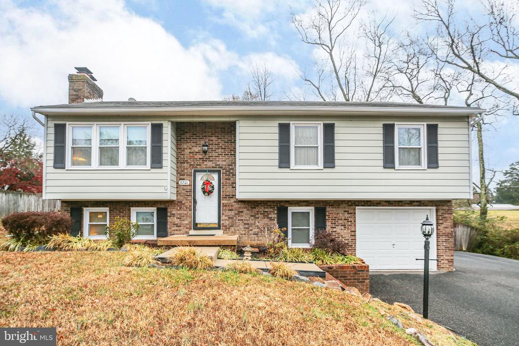 6701 SUTTLES COURT