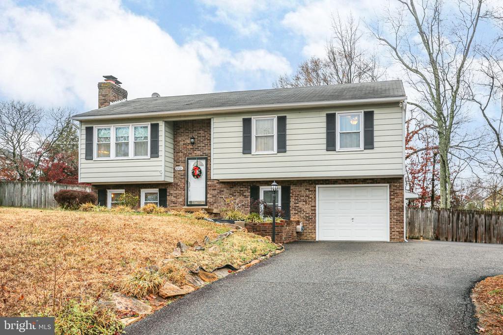 6701 SUTTLES COURT