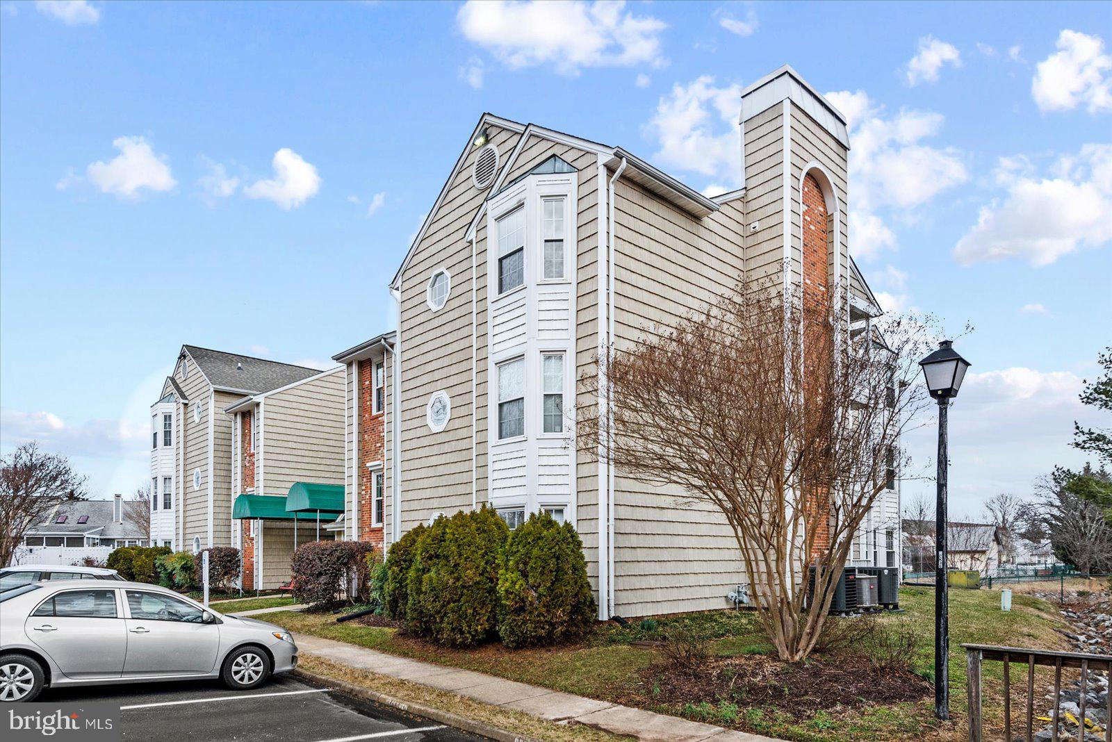 11154 SUMMERS COVE M