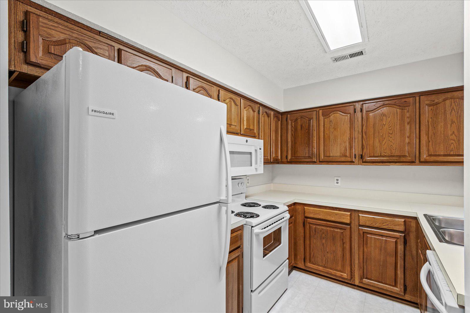 11154 SUMMERS COVE M