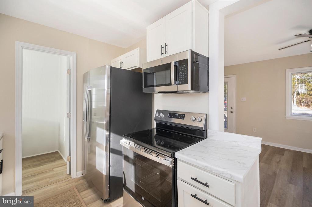 6700 HICKORY RIDGE ROAD