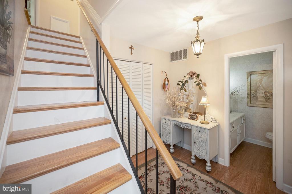 3529 WAVERLY DRIVE