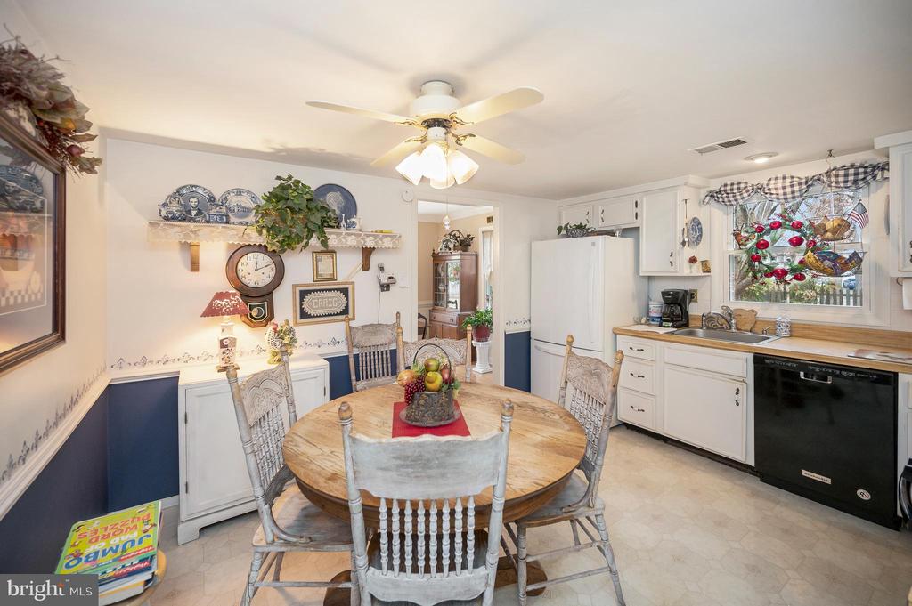 3529 WAVERLY DRIVE