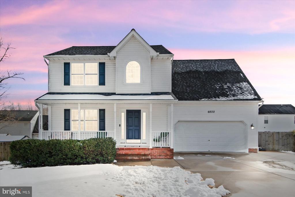 6822 BUCK LANE