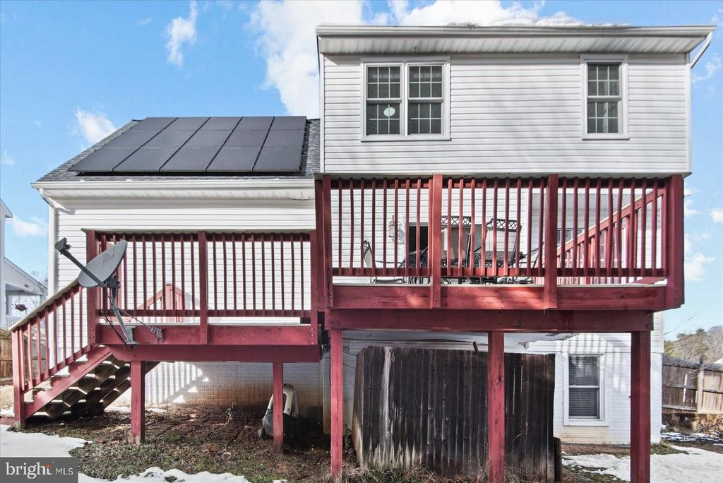6822 BUCK LANE