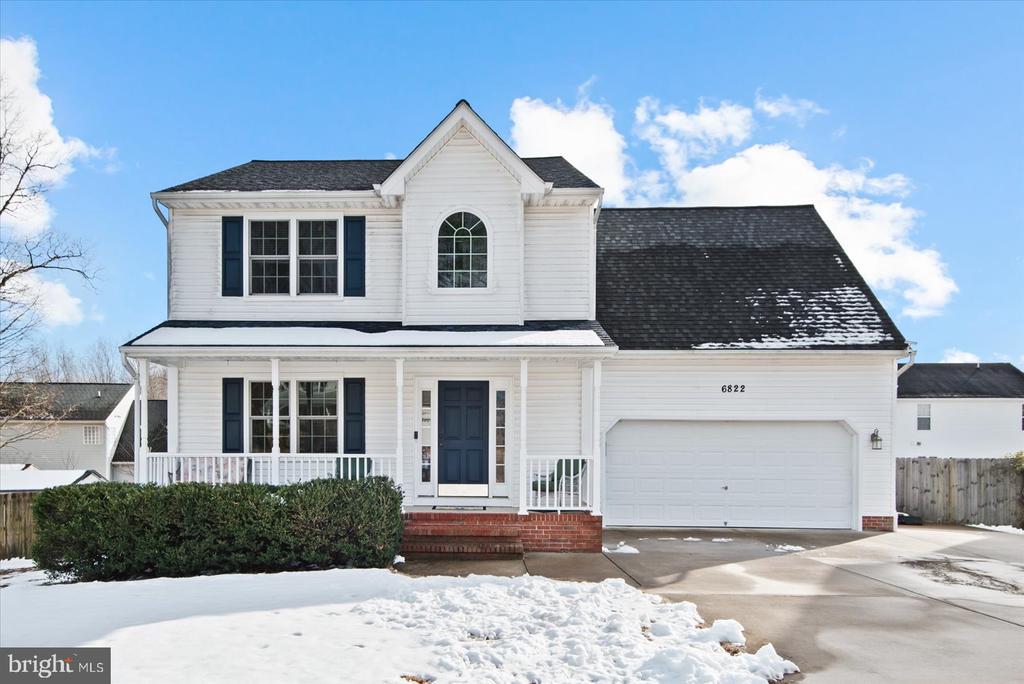 6822 BUCK LANE