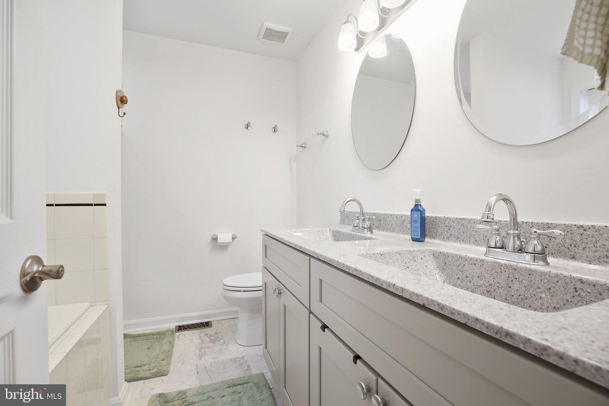 11201 STOCKADE DRIVE