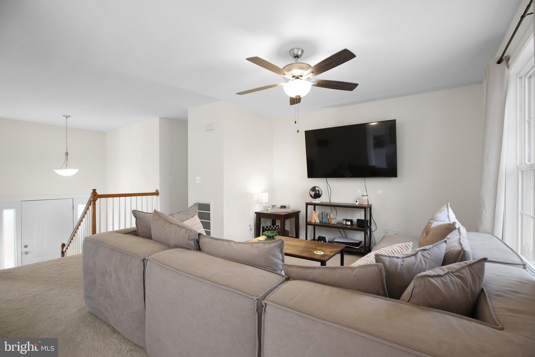 11201 STOCKADE DRIVE