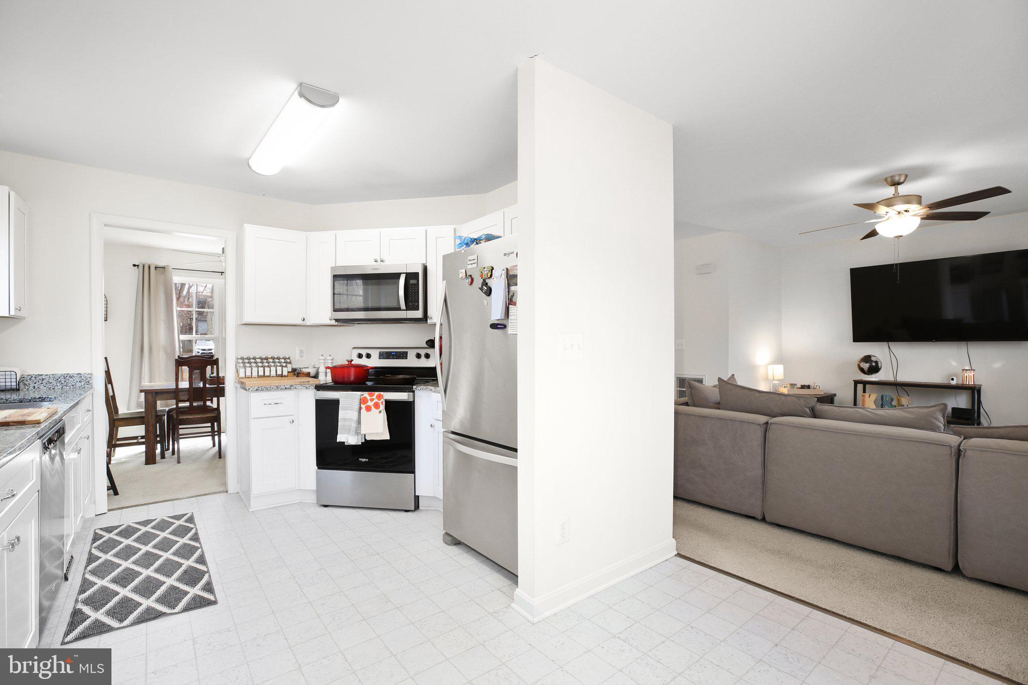 11201 STOCKADE DRIVE