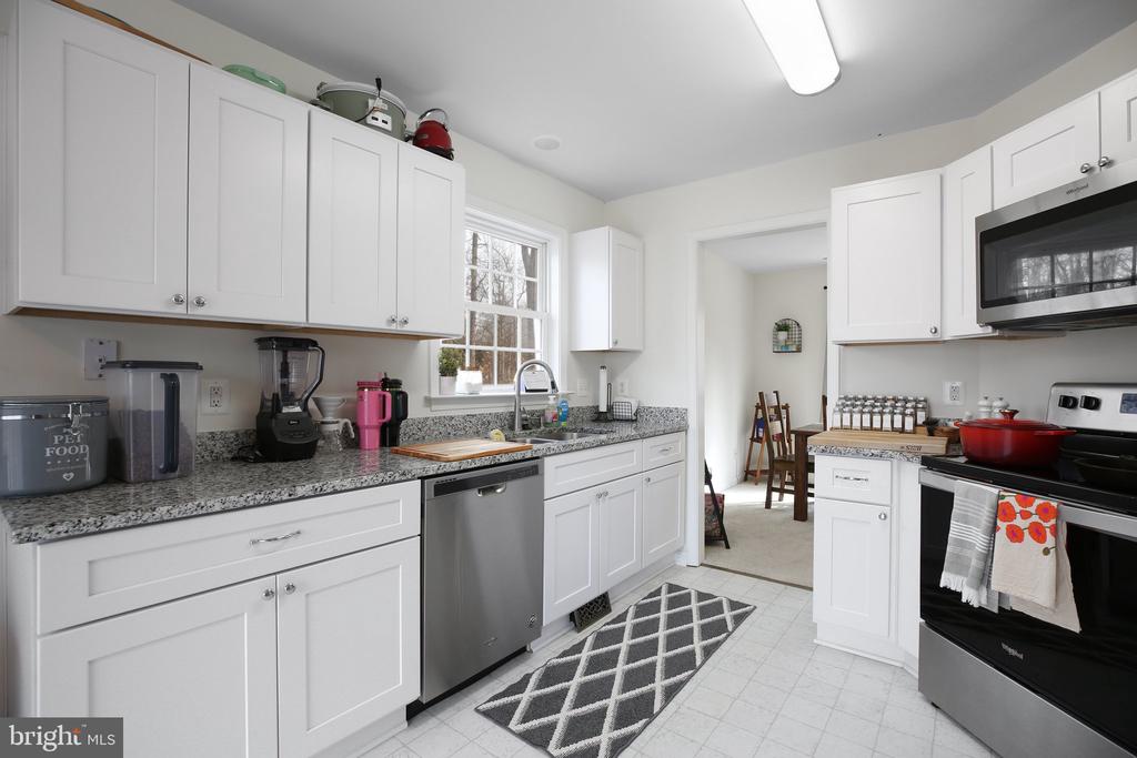11201 STOCKADE DRIVE