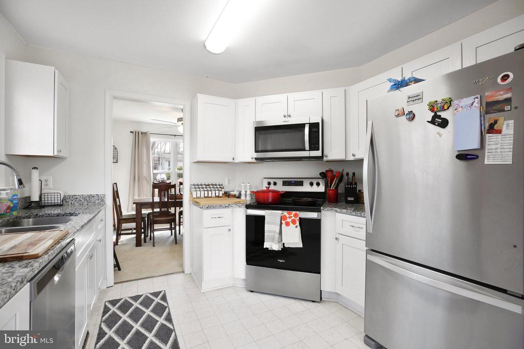 11201 STOCKADE DRIVE