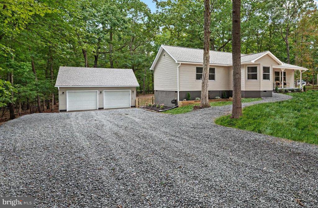 15002 Comfort Ln