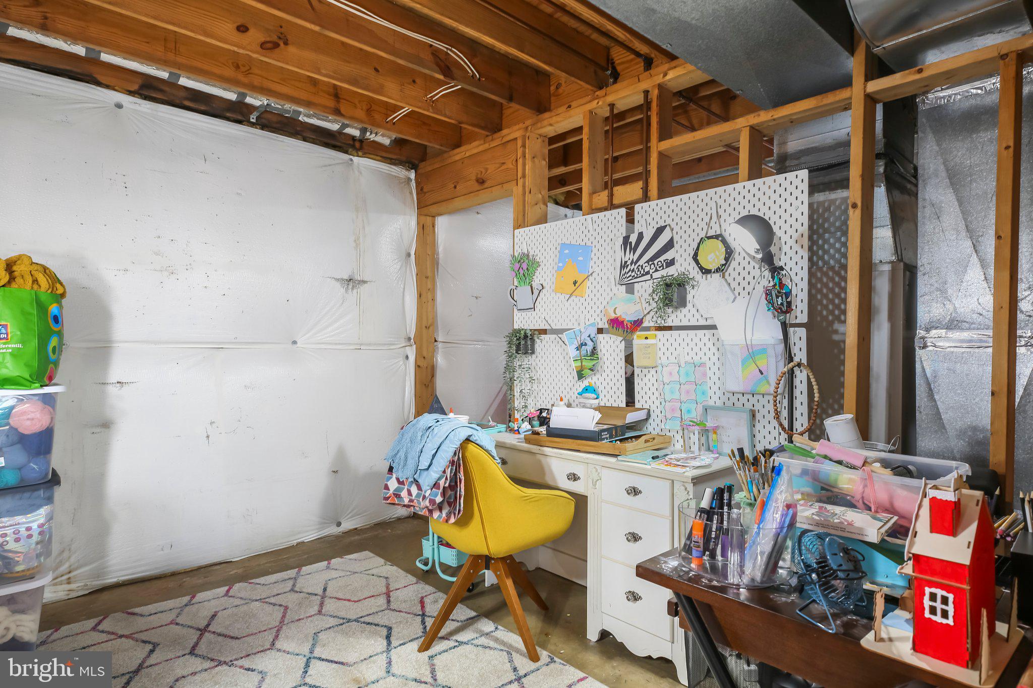 10108 Colechester St