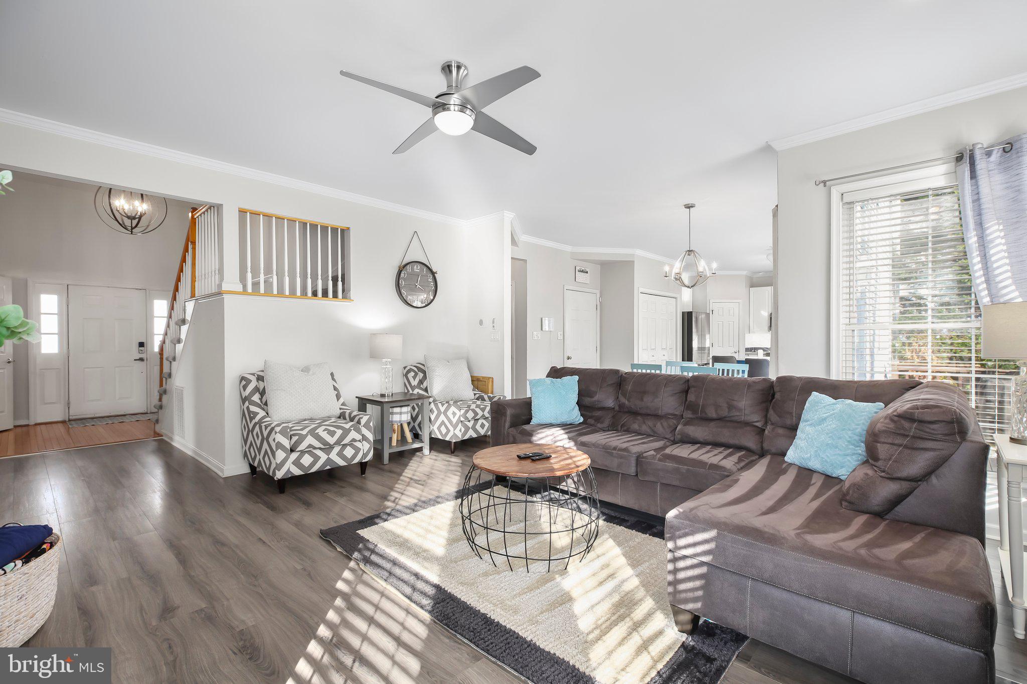 10108 Colechester St