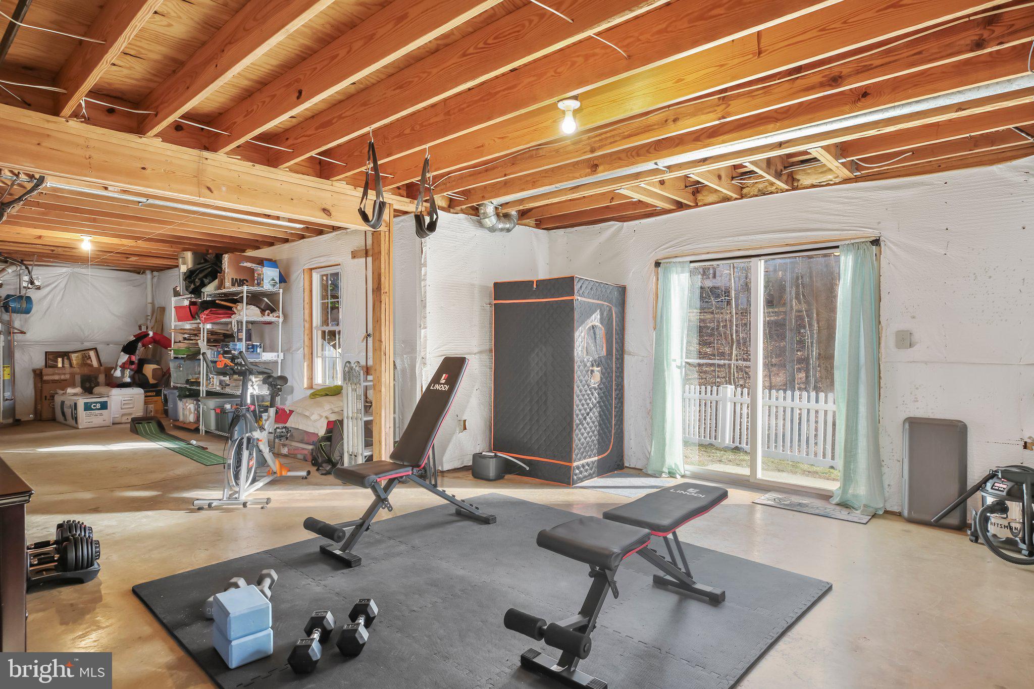 10108 Colechester St