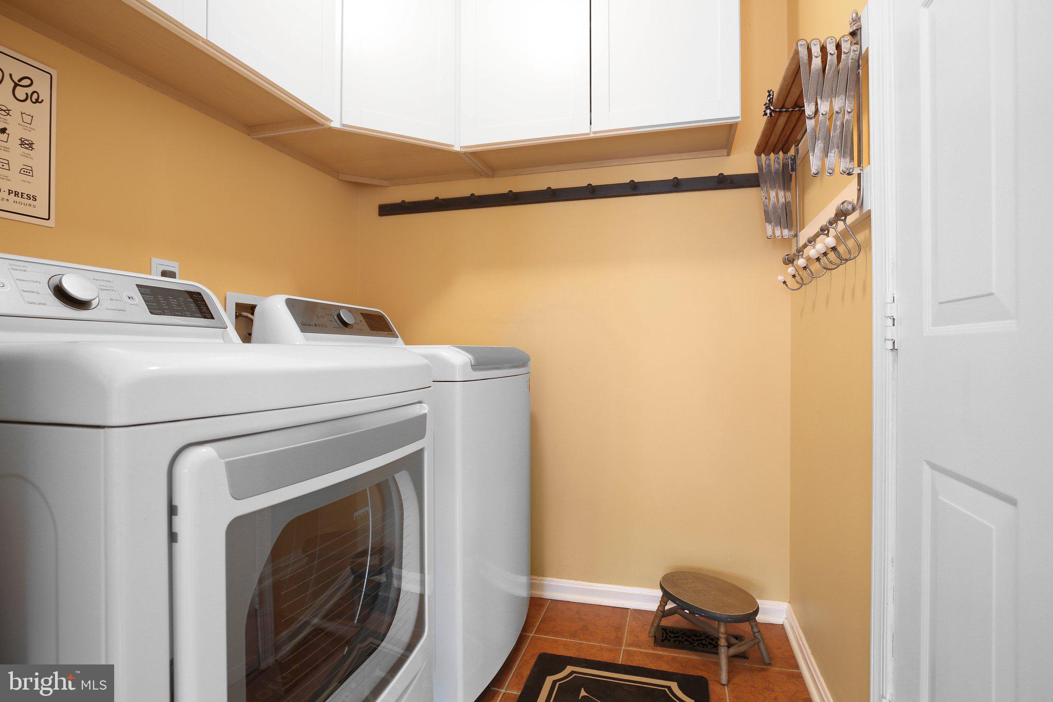 6122 N DANFORD STREET