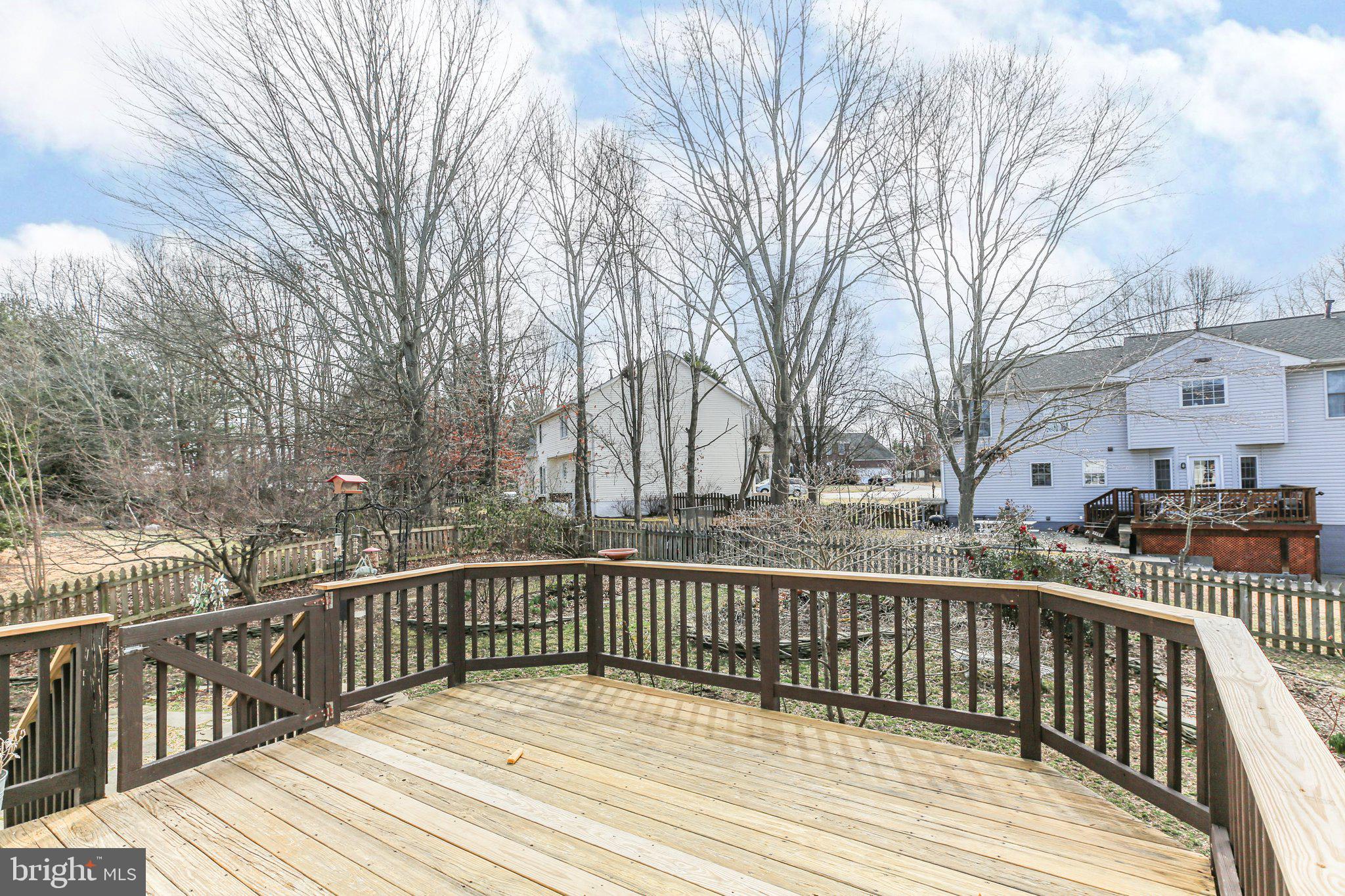 6122 N DANFORD STREET