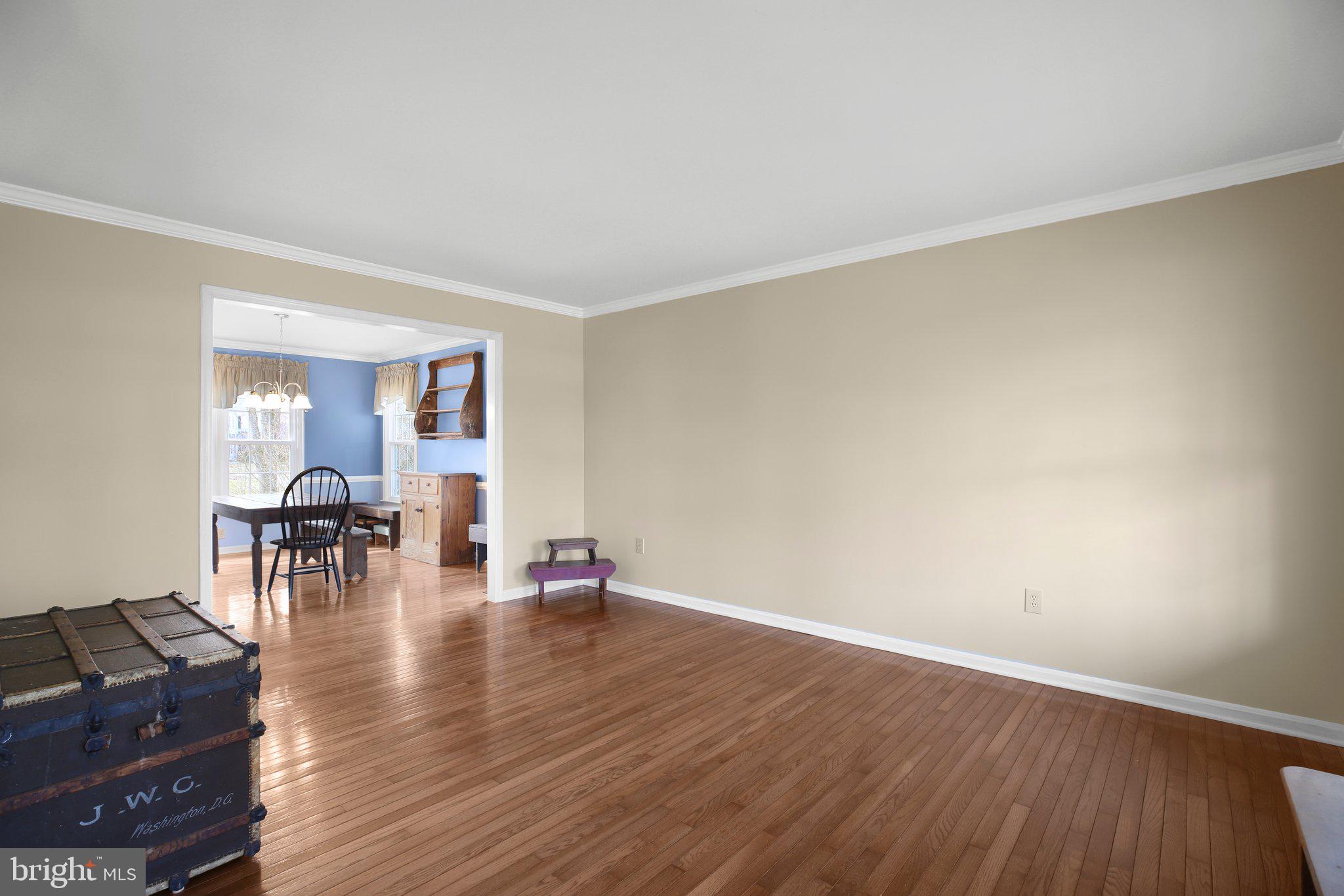 6122 N DANFORD STREET