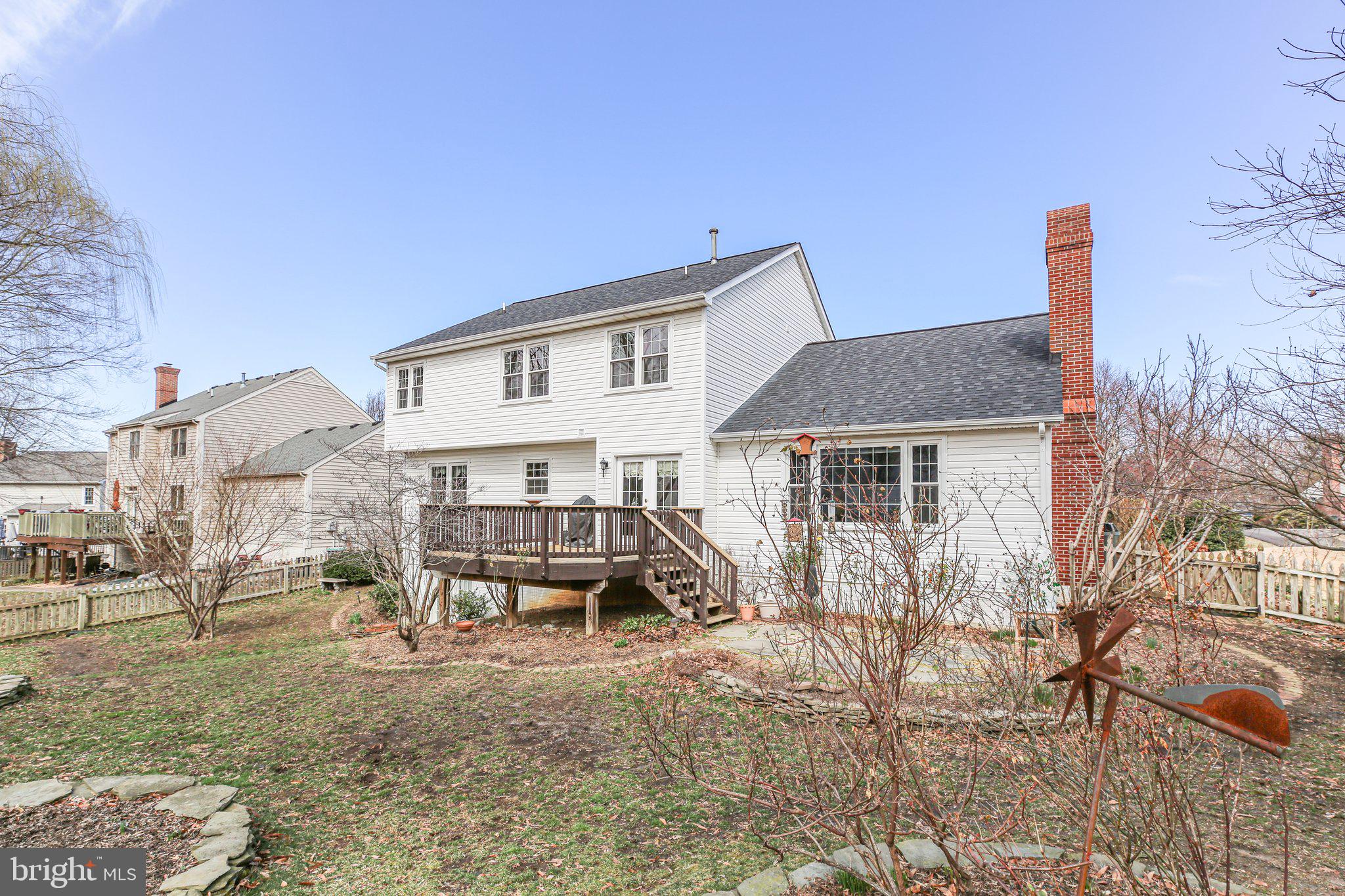 6122 N DANFORD STREET