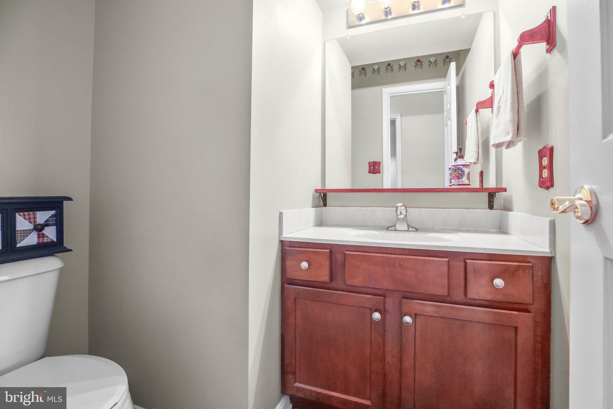 6122 N DANFORD STREET