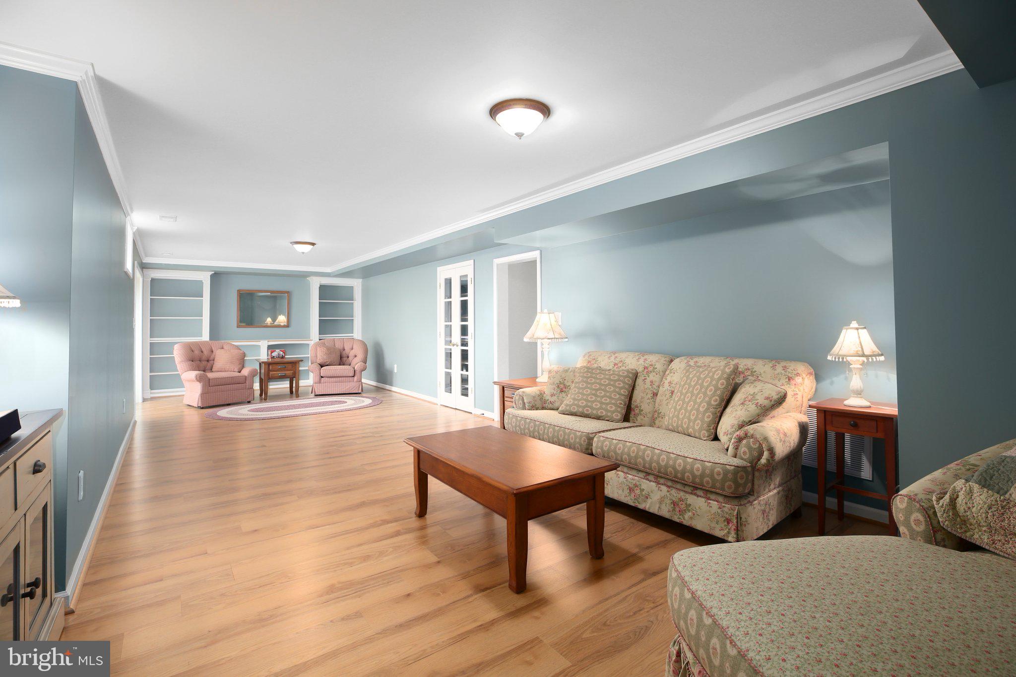 6122 N DANFORD STREET