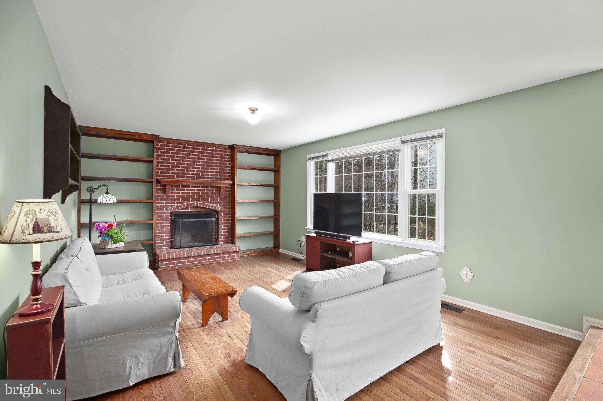 6122 N DANFORD STREET