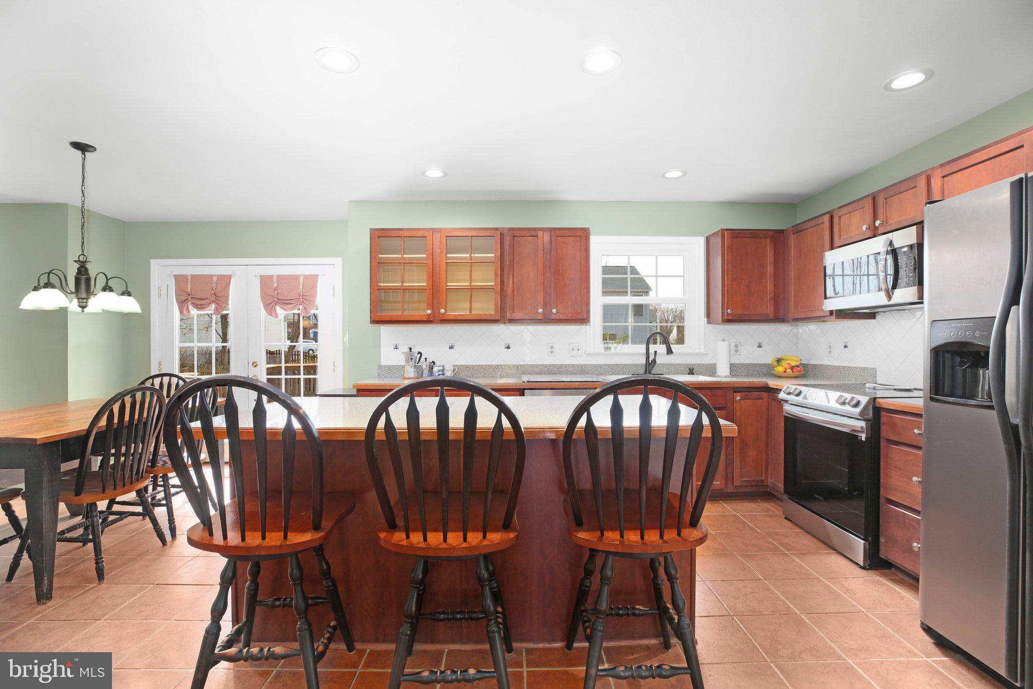 6122 N DANFORD STREET