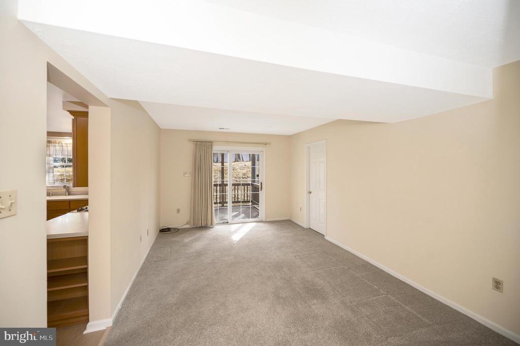 3316 WAVERLY DRIVE