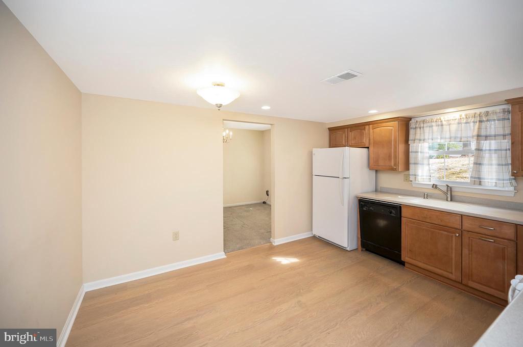 3316 WAVERLY DRIVE