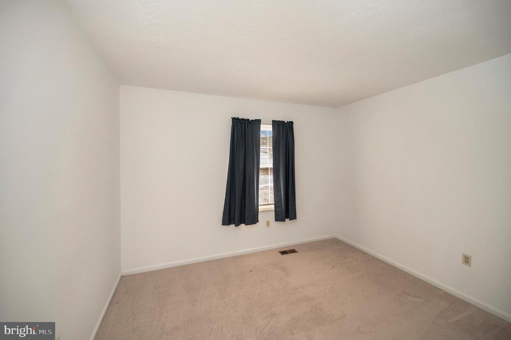 3316 WAVERLY DRIVE