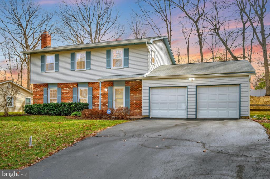 3316 WAVERLY DRIVE