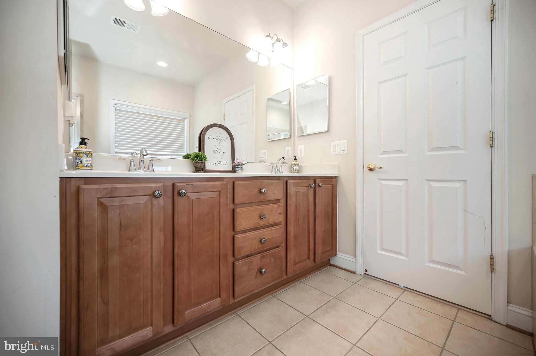 6219 E DRANESVILLE DRIVE