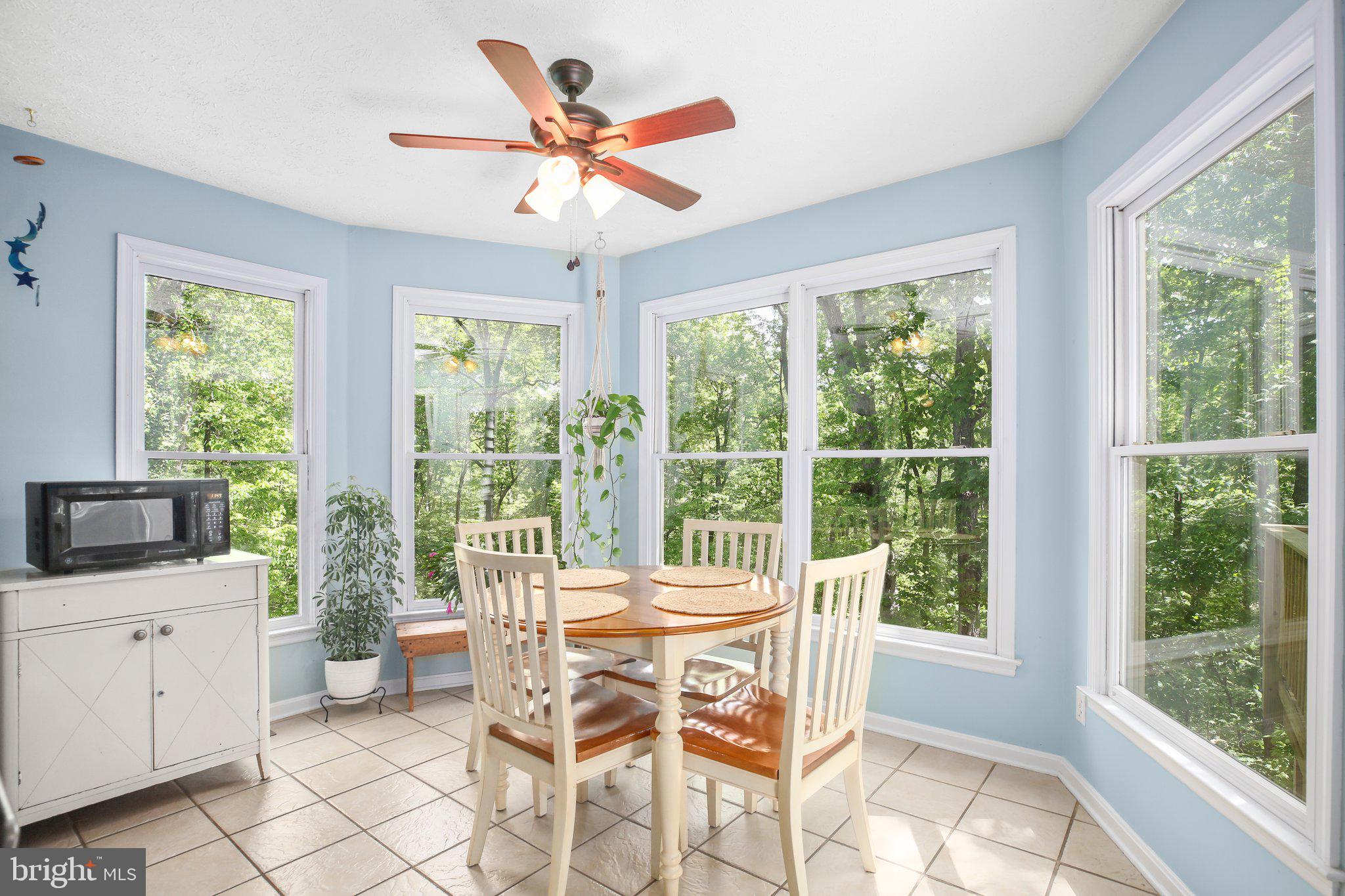 9711 Gunston Hall Rd