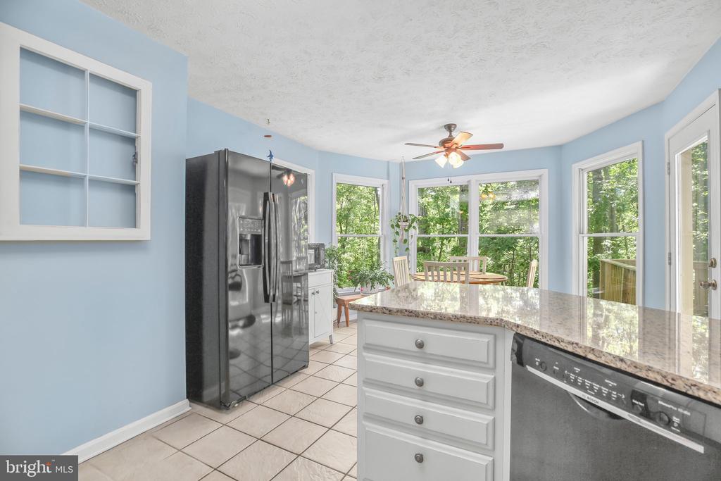 9711 Gunston Hall Rd