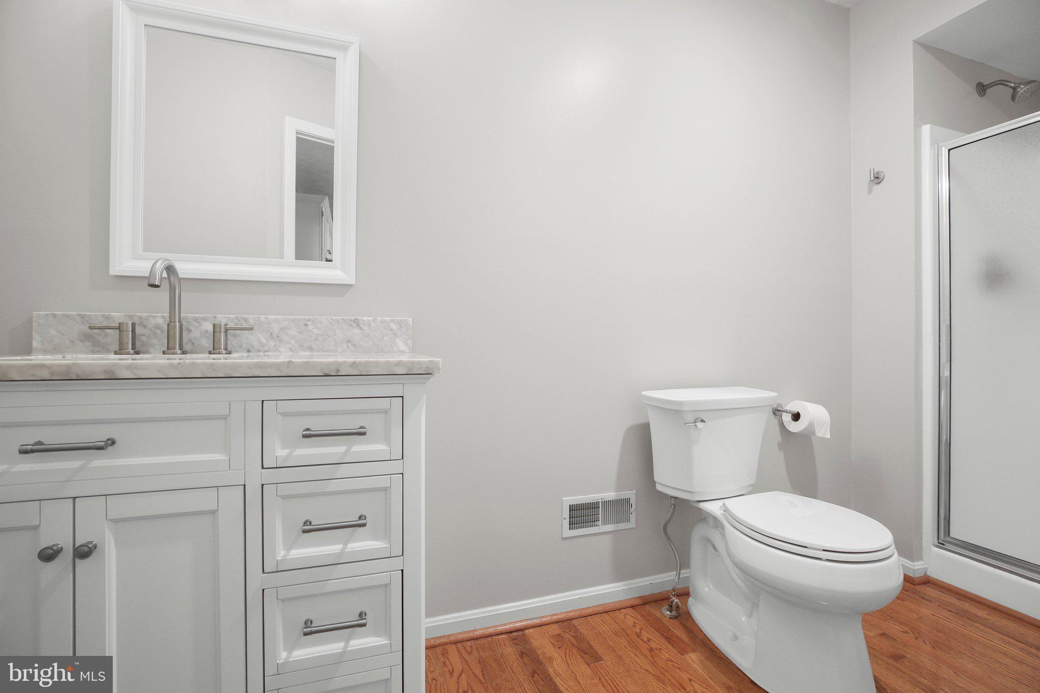 9711 Gunston Hall Rd