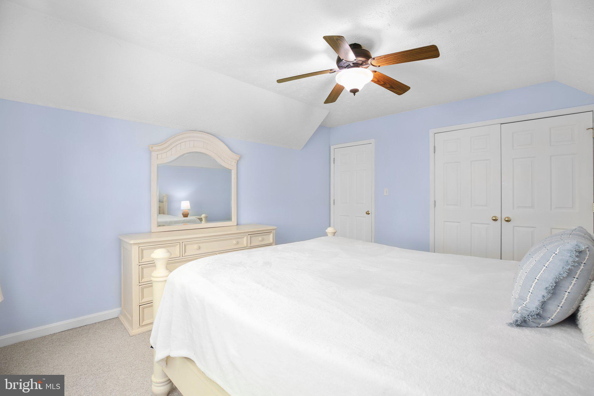 9711 Gunston Hall Rd