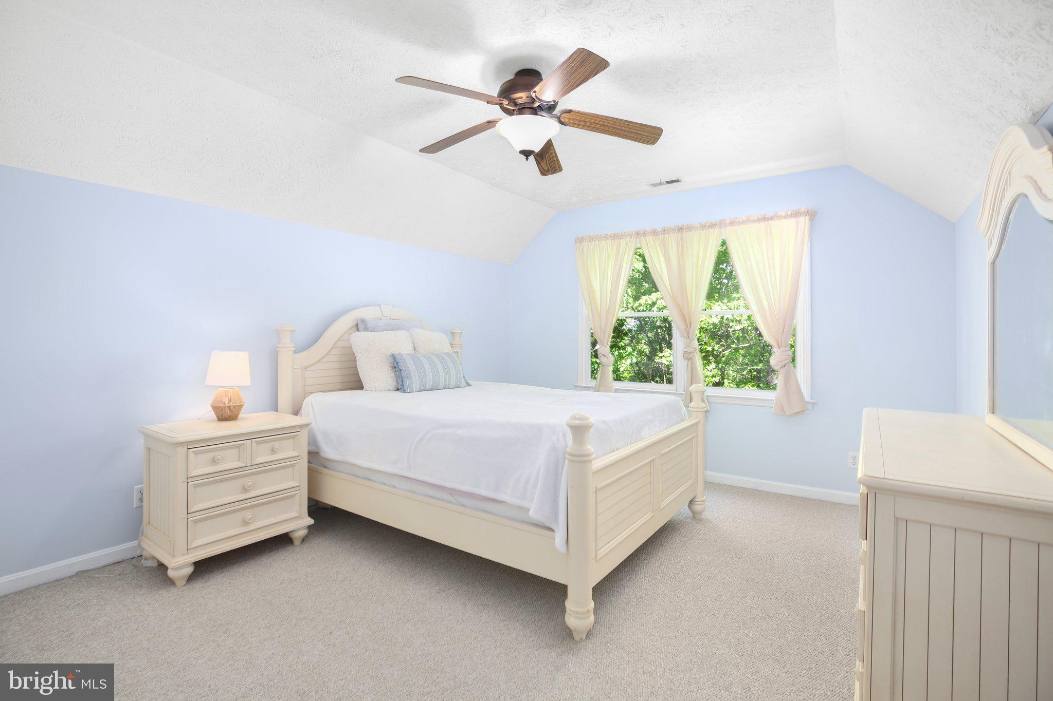 9711 Gunston Hall Rd